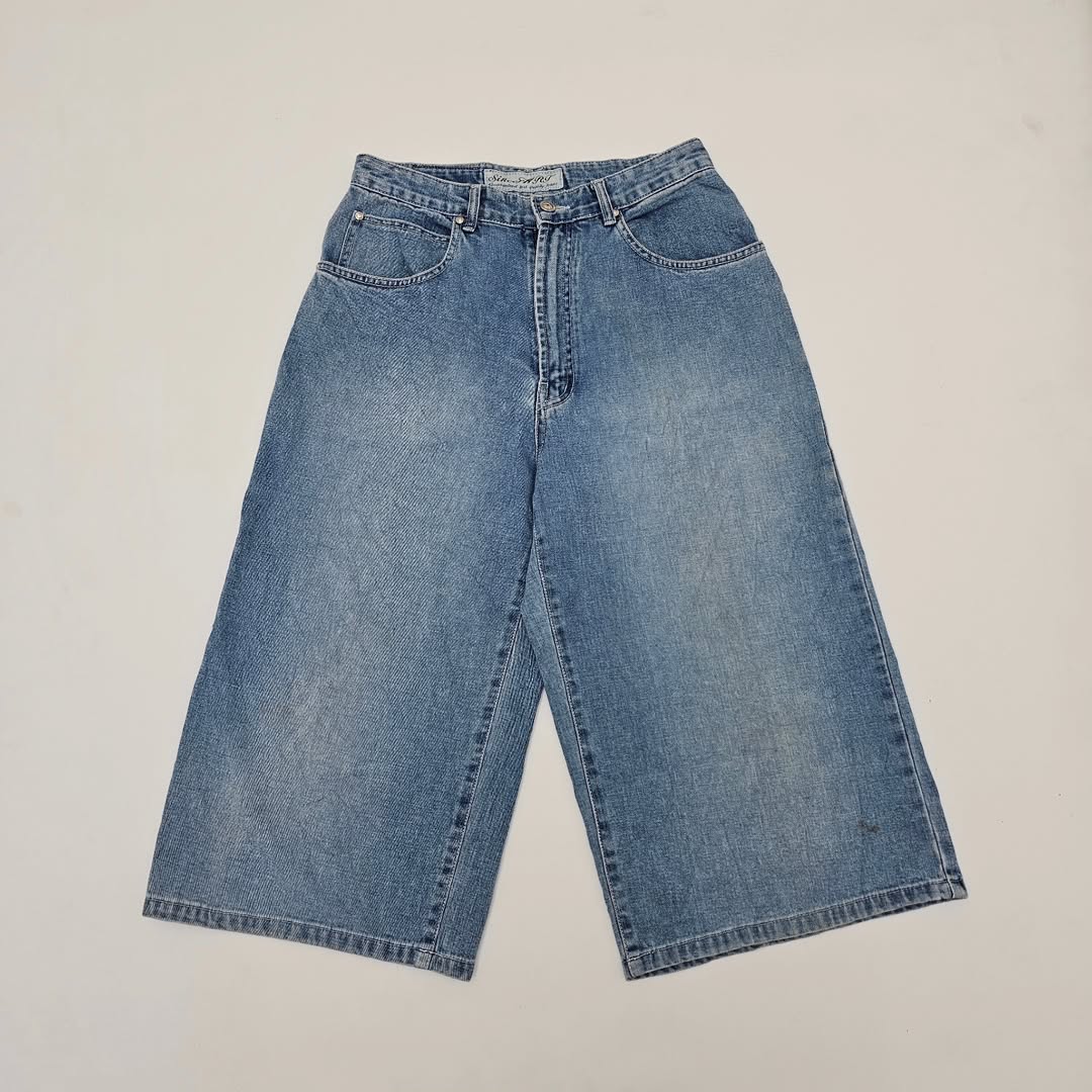 Since Art Vintage Shorts